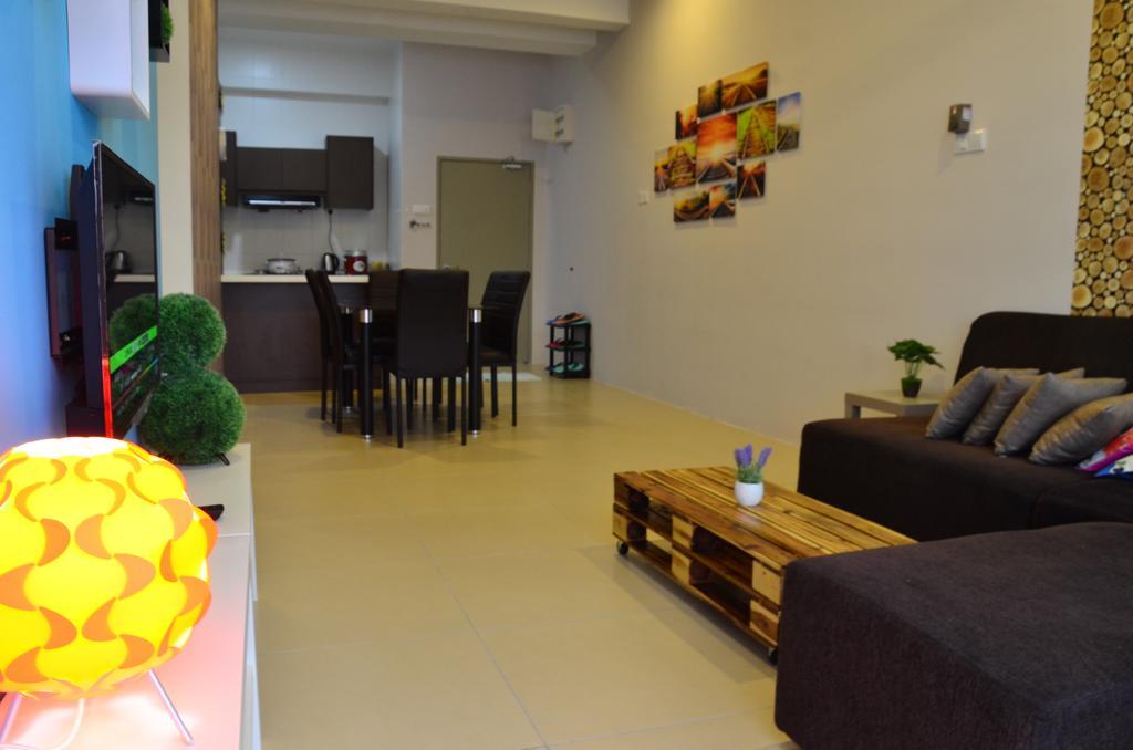 The Woodz Homestay - 3 Bedroom Κάμερον Χάιλαντς Δωμάτιο φωτογραφία