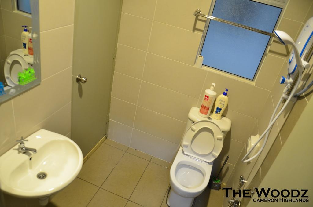 The Woodz Homestay - 3 Bedroom Κάμερον Χάιλαντς Δωμάτιο φωτογραφία